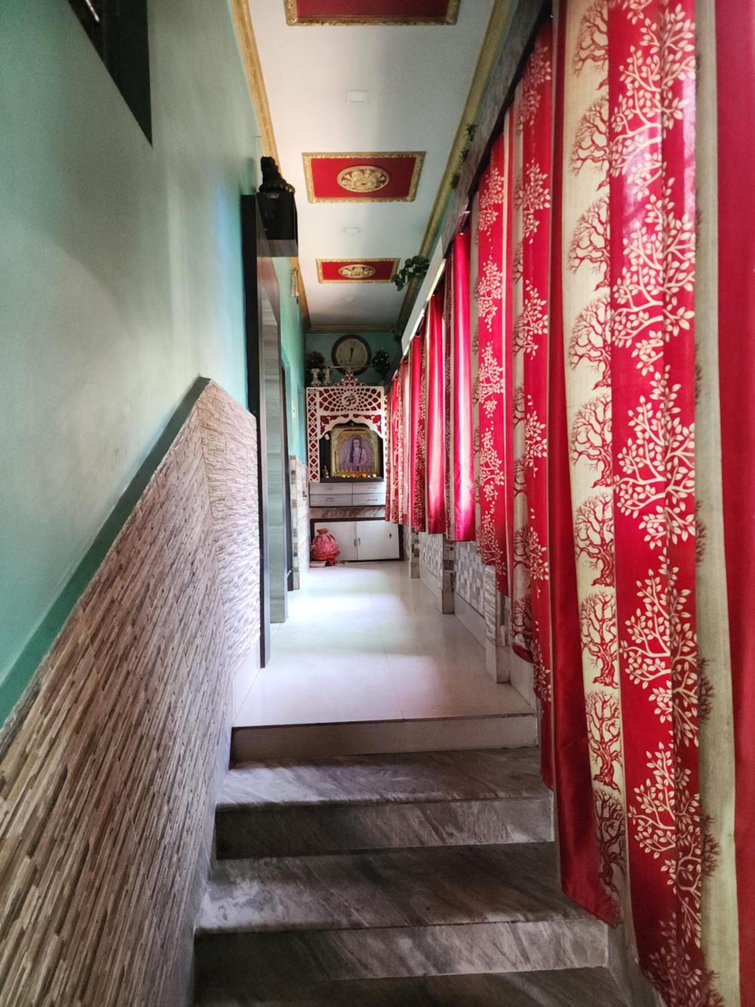 Hotel Shri Durga Baripada Exteriör bild