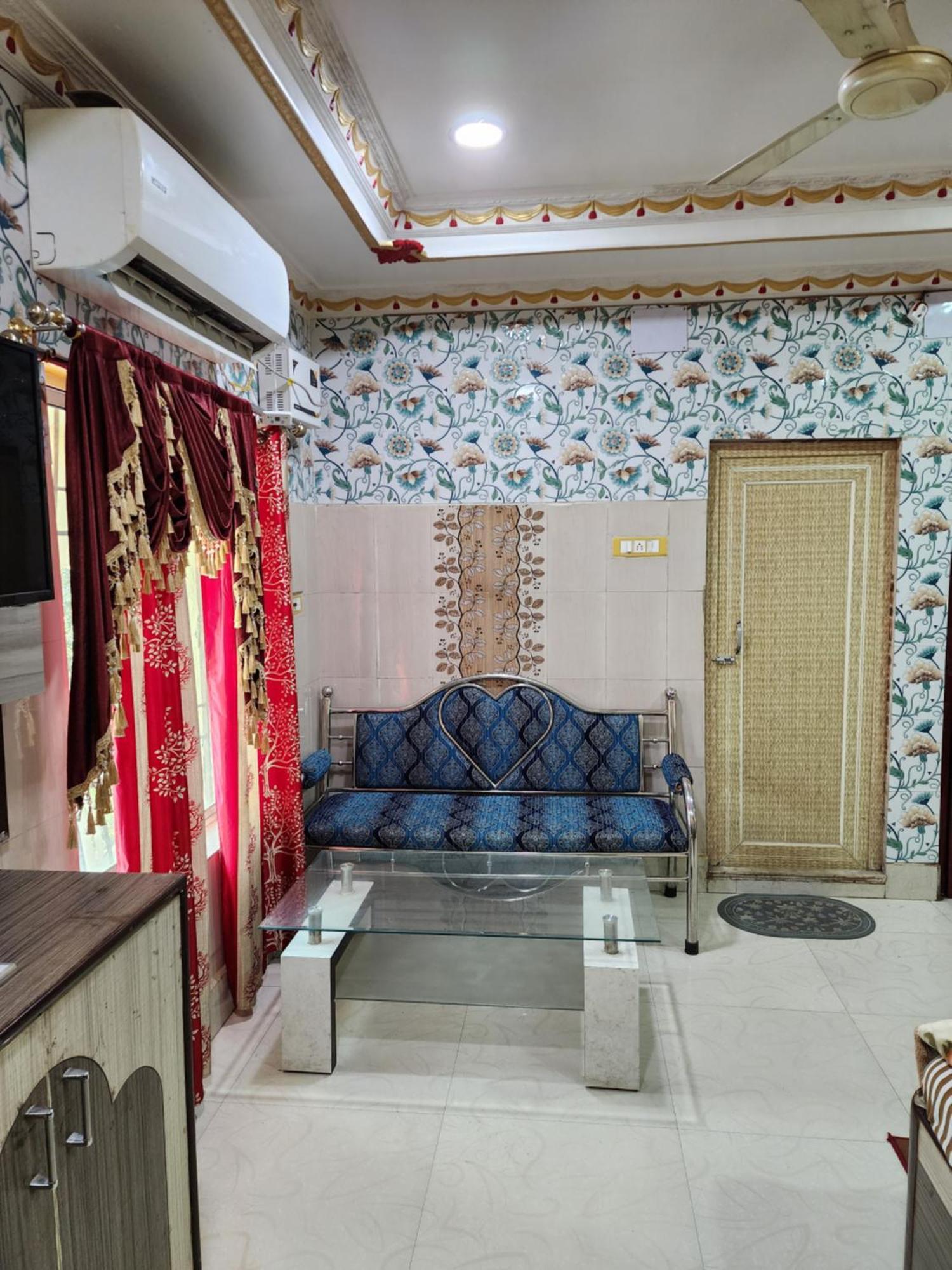 Hotel Shri Durga Baripada Exteriör bild